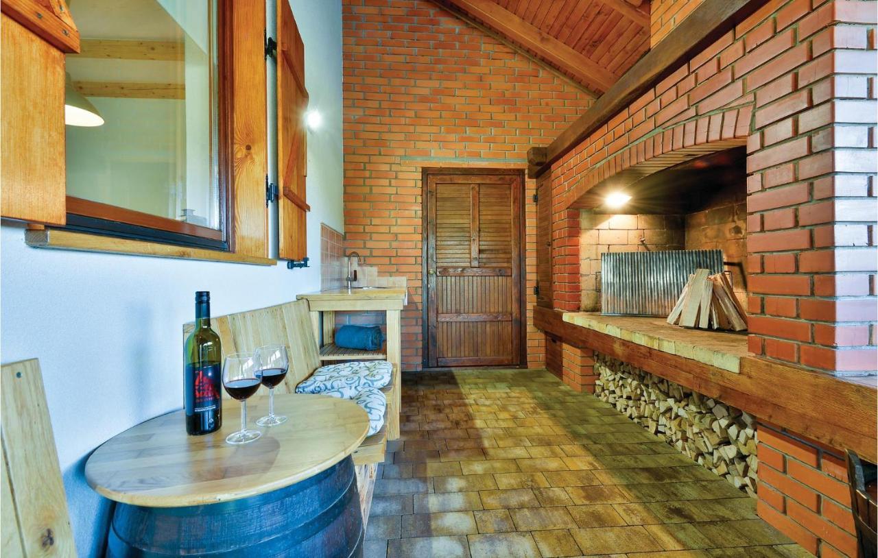 Nice Home In Glina With Sauna Donje Taboriste Exterior photo