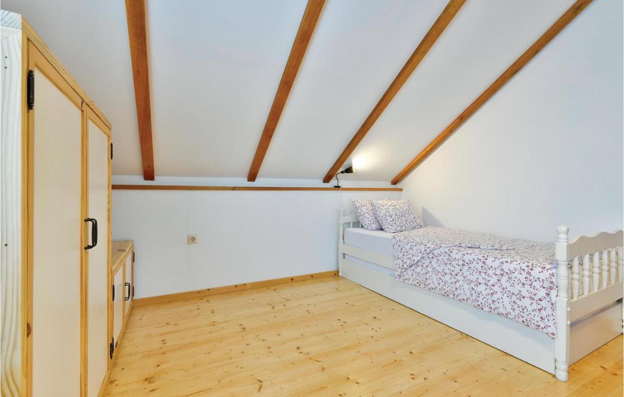 Nice Home In Glina With Sauna Donje Taboriste Exterior photo