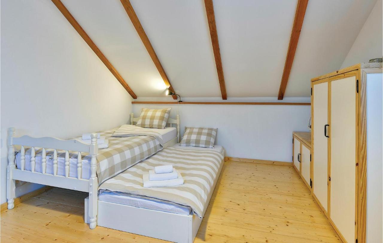 Nice Home In Glina With Sauna Donje Taboriste Exterior photo